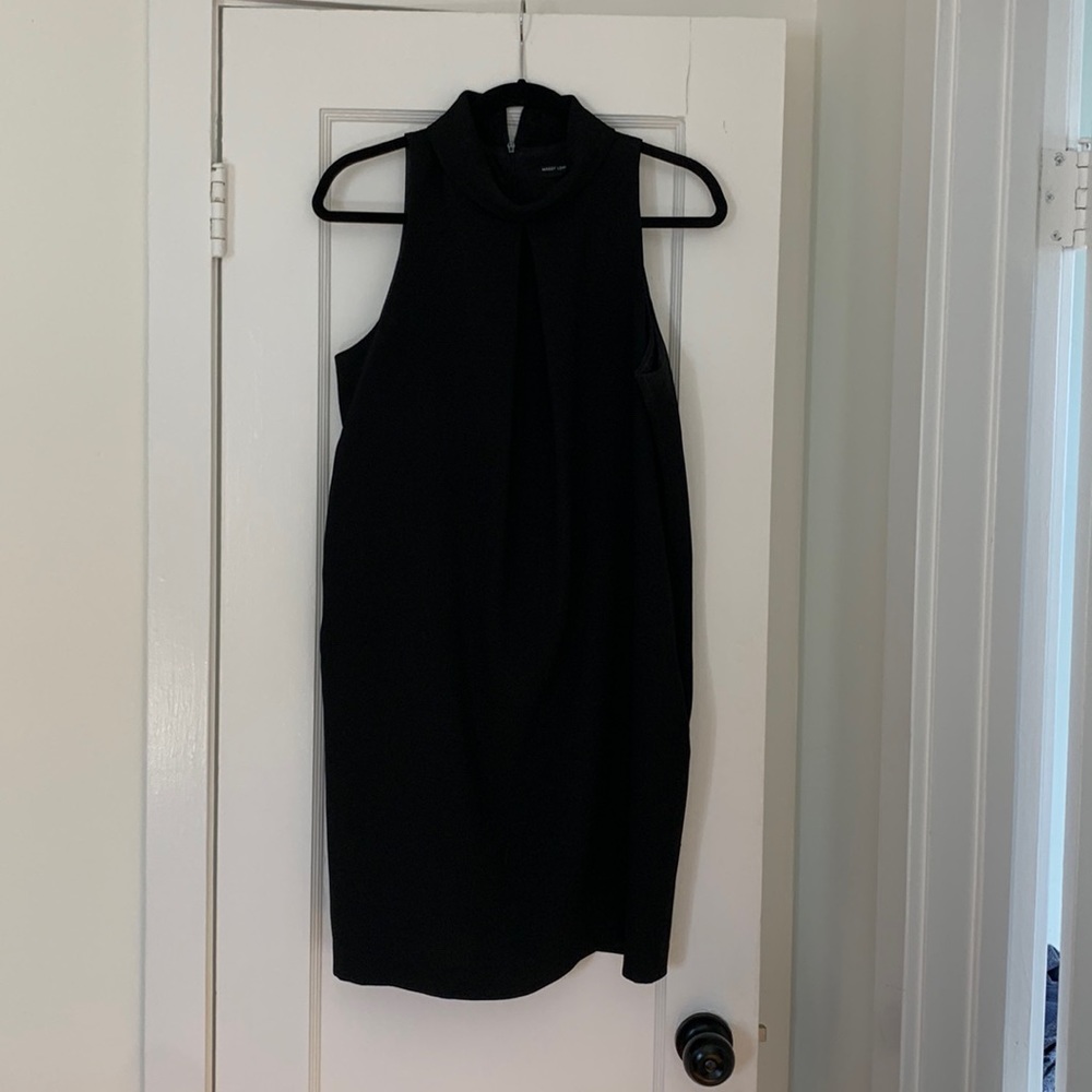 Cute Maggie London dress universal new high neck with pockets